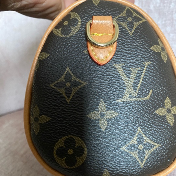 DESIGNER INSPIRED BAG - Picture 9 of 15